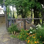 Calla Retreat 山林小屋 Vezenkovo