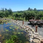 Calla Retreat 山林小屋 Vezenkovo