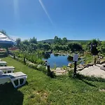 Calla Retreat 山林小屋 Vezenkovo