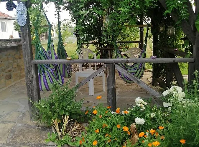 Calla Retreat אכסניה Vezenkovo